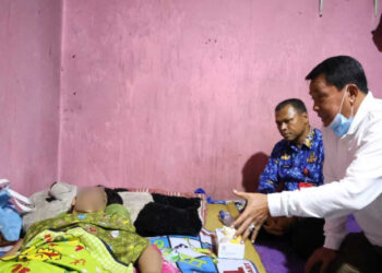 Bupati Tangerang Tanggung Biaya Pengobatan Warga Penderita Kanker Payudara di Kosambi