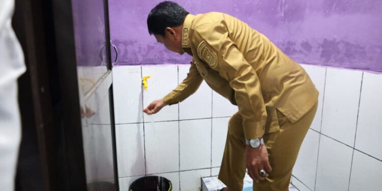 Bupati Tangerang Tinjau Sanitren di Ponpes Darussalam Jeunjing: Janji Besar untuk Santri Bikin Masyarakat Penasaran