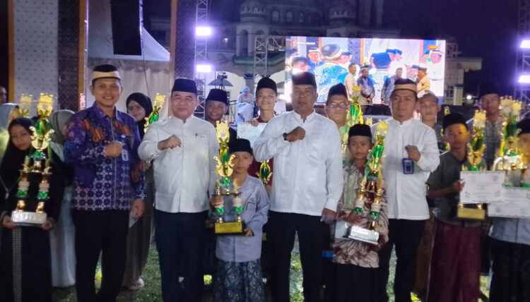 Sekda Tangerang Ajak Orang Tua Tak Lupakan Pendidikan Agama Anak, Kagumi Doktor Termuda Asal Daerah