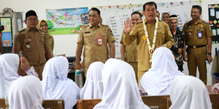 Sekolah Baru, Harapan Baru: Bupati Tangerang Resmikan Revitalisasi SDN Kedung Dalem dan Luncurkan Program “Bang Pendi”