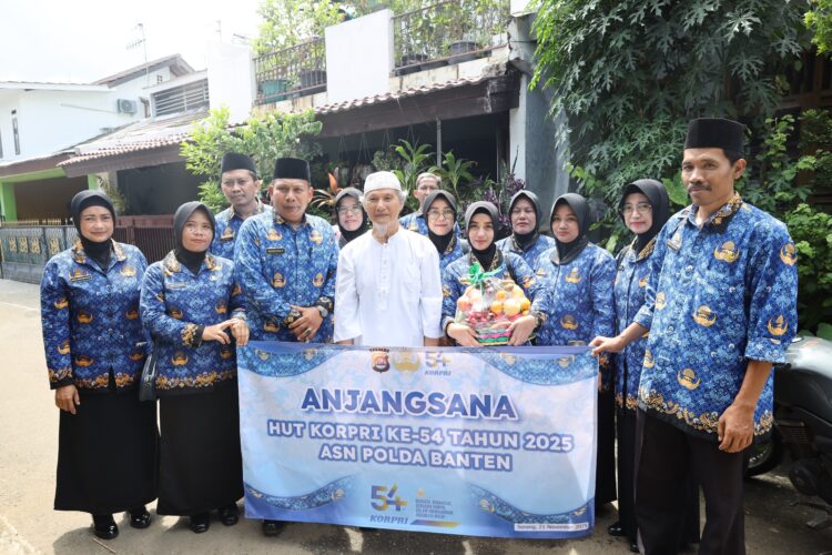 ASN Polda Banten Gelar Ziarah dan Anjangsana Sambut HUT Ke-54 KORPRI