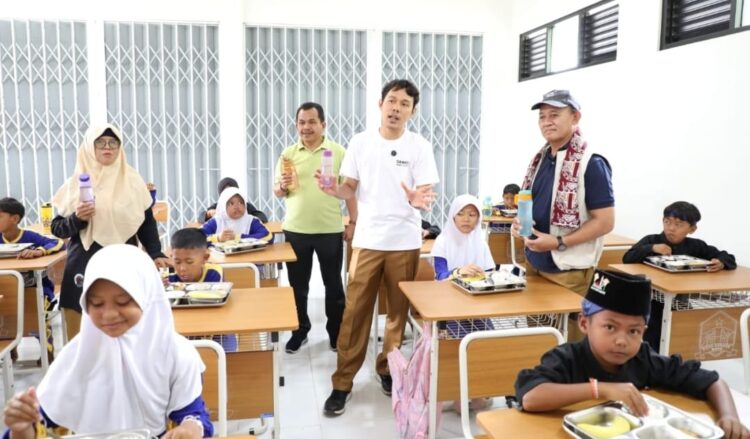 Wakil Wali Kota Serang Imbau Siswa Bawa Tumbler untuk Kurangi Sampah Plastik