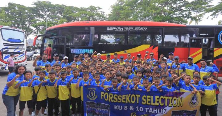 Wali Kota Tangerang Lepas 75 Atlet Muda FORSSEKOT untuk Berlaga di Piala Kadin Bandung Barat