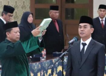 Wali Kota Tangerang Lantik Dedi Ochen sebagai Dirut Perumda Pasar, Fokus Benahi Kebersihan dan Ketertiban