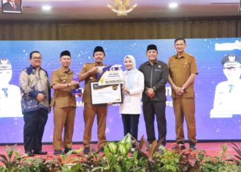 Bupati Serang Umumkan Juara Umum Lomba Gotong Royong 2025: Kampung Kepaten Margagiri Bojonegara Raih Gelar Bergengsi!