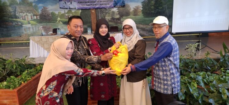 Peringatan Hari Ibu 2025, Arfina Rustandi Ajak Keluarga Jadi Ruang Pemulihan Teraman Bagi Perempuan dan Anak