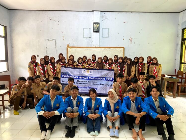 PEMANFAATAN AI DAN OPTIMALISASI CV ATS-FRIENDLY UNTUK LULUSAN SMA