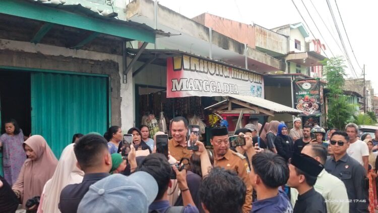 Wali Kota Serang Salurkan Bantuan untuk Umat Kristiani, Tekankan Toleransi dan Keamanan