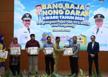 Pemkot Tangerang Berikan 67 Penghargaan Bang Baja dan Nong Dara Awards 2025