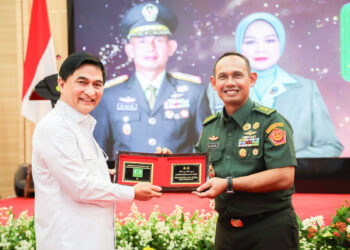 Wakil Gubernur Banten Tegaskan Jabatan Publik adalah Amanah dalam Acara Pisah Sambut Danrem 064/MY