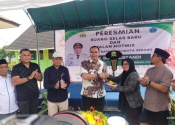 Wali Kota Serang Resmikan Ruang Kelas Baru dan Pembangunan Jalan Hotmix di SDN Banten Indah Permai