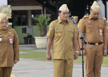 Bupati Tangerang Serahkan 28 Ambulans Puskesmas Keliling untuk Kelurahan