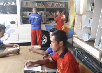 Literasi Bergerak 2025: Dua Mobil Perpustakaan Keliling Pemkot Tangerang Tembus 320 Titik, Ratusan Ribu Warga Terlayani