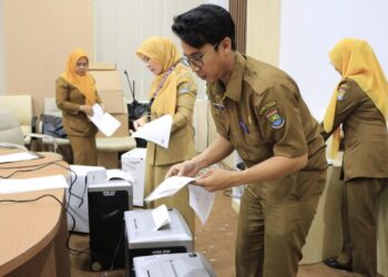 Belasan Ribu Arsip Dimusnahkan, BKPSDM Kabupaten Tangerang Bersih-Bersih Dokumen Lama