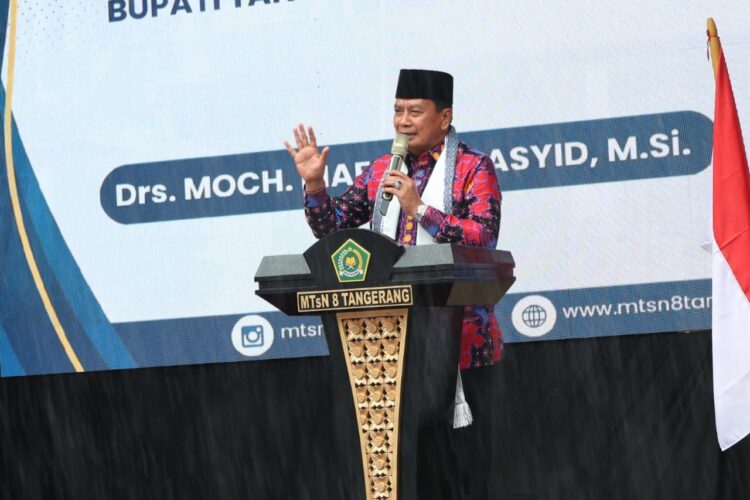 Bupati Tangerang Turun Langsung ke Lokasi Banjir Pakuhaji, Ini Pesan Tegasnya untuk Layanan Kesehatan dan Dapur Umum