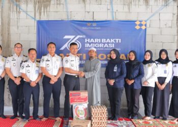 Kepedulian Imigrasi Mengalir ke Ponpes Yatim Piatu, Momen Hari Bakti ke-76 Jadi Sorotan