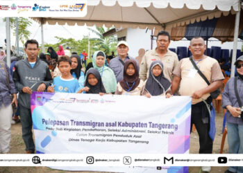 Pemkab Tangerang Lepas 10 Jiwa Warga Transmigrasi ke Sulawesi Selatan