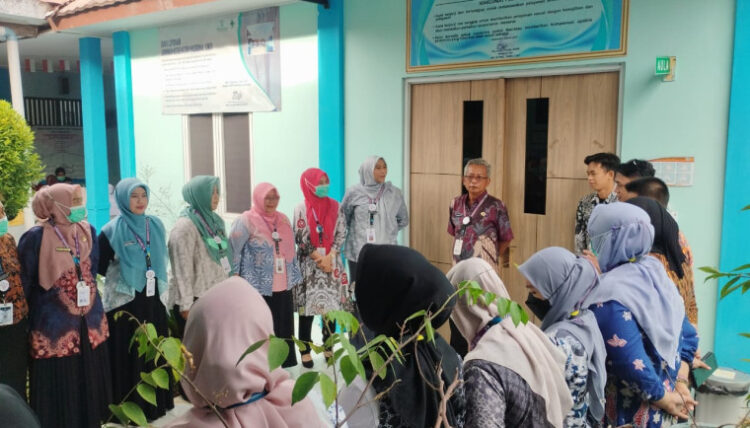 Puskesmas Sukamulya Laksanakan Briefing Pagi Rutin untuk Tingkatkan Pelayanan Kesehatan