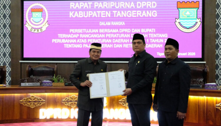 DPRD Kabupaten Tangerang dan Bupati Setujui Raperda Perubahan Pajak dan Retribusi Daerah