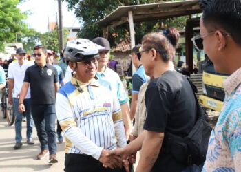 Wali Kota dan Wakil Wali Kota Tangerang Disambut Hangat Saat Bersepeda di Belendung