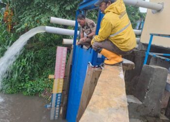 Hujan Deras Sebabkan Genangan dan Pohon Tumbang di Kota Tangerang