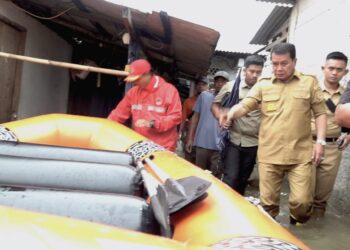 Bupati Tangerang Tinjau Wilayah Terdampak Banjir di Kosambi
