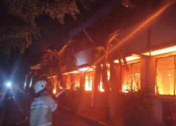 Wali Kota Serang Tinjau Royal Baroe, Disambut Antusias Warga dan Pelukan Hangat Anak Cilik