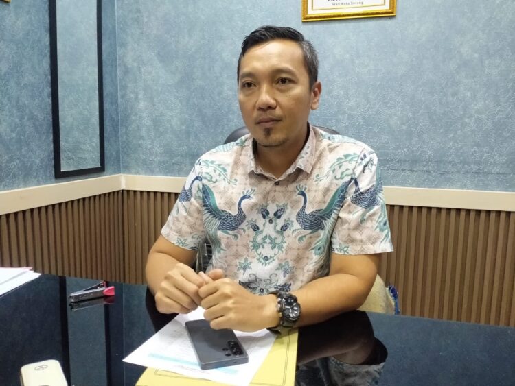 Bupati Tangerang Salurkan Bantuan kepada Masyarakat Terdampak Banjir di Pakuhaji