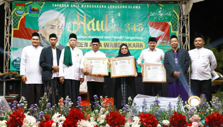 Bupati dan Gubernur Banten Hadiri Haul ke-345 Raden Aria Wangsakara