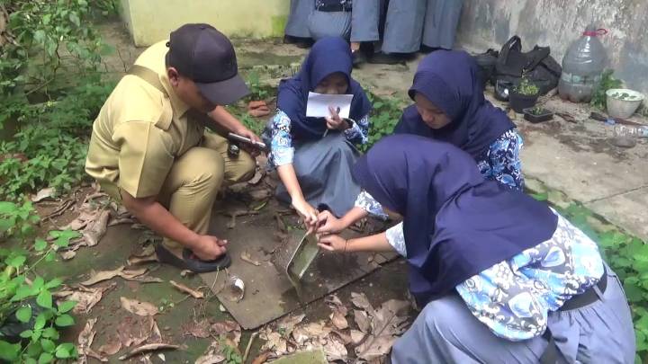 DBD Mengintai Sekolah, 34 Pelajar SMAN 14 Tangerang Turun Tangan Jadi “Pemburu” Jentik Nyamuk