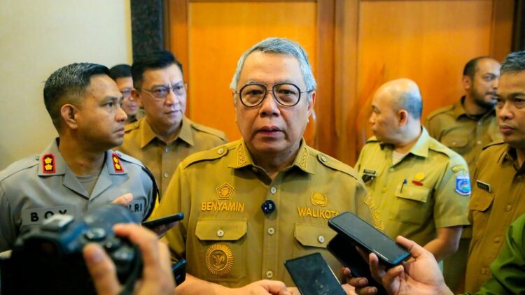 Wali Kota Tangsel Dukung Tindakan Tegas Pengusaha yang Tidak Kelola Sampah