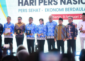 Gubernur Banten Andra Soni Raih PWI Awards
