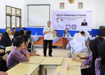 Bagian Hukum Setda Kabupaten Tangerang Lakukan JDIH Goes to School di SMPN Tigaraksa