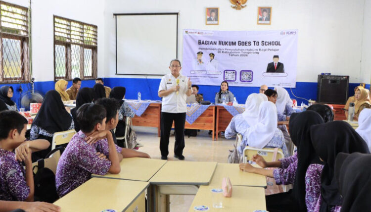 Bagian Hukum Setda Kabupaten Tangerang Lakukan JDIH Goes to School di SMPN Tigaraksa