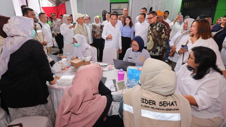 Wakil Wali Kota Tangsel dan Wamenkes RI Resmikan Pos Kesehatan Merah Putih di Ciputat