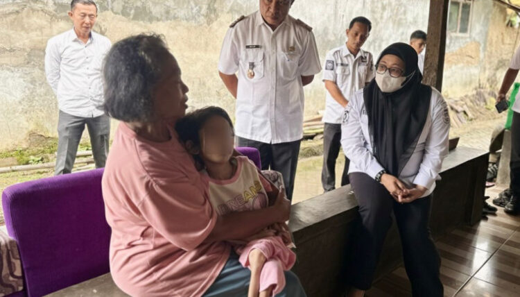 Wabup Tangerang Kunjungi Anak Penderita Cerebral Palsy, Pastikan Dapatkan Pelayanan Medis Gratis