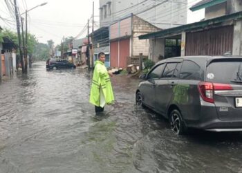 Hujan Deras dan Angin Kencang Terjang Kota Tangerang, Genangan dan Pohon Tumbang Bermunculan