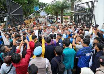 Gubernur Banten Dukung Penyerahan Sertipikat Tanah Wakaf untuk Kepastian Hukum Aset Umat