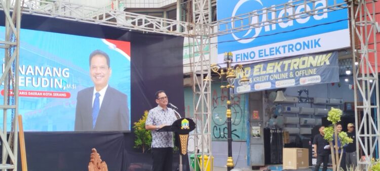 Wali Kota Serang Berikan Penghargaan kepada Perangkat Daerah